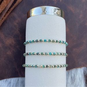 Turquoise and 14kt gold filled beaded bracelet